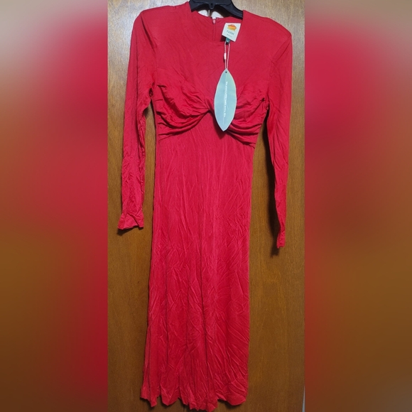 Elegant Red Long Sleeve Dress By Farmrio - Picture 2 of 6